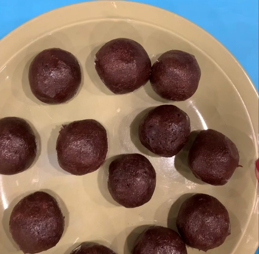 Shape into balls. Refrigerate at least 1 hour.